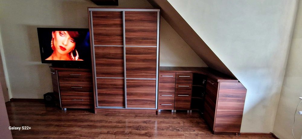 Meble pokojowe lub do salonu używane