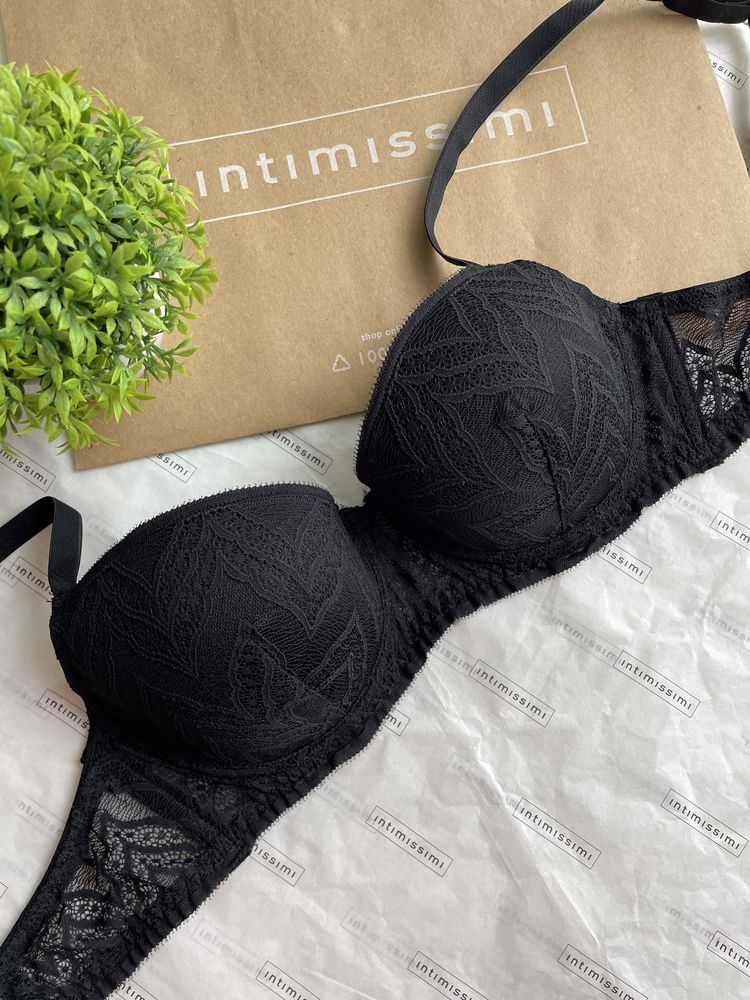Бюстгальтери від Intimissimi. Італійська жіноча білизна.