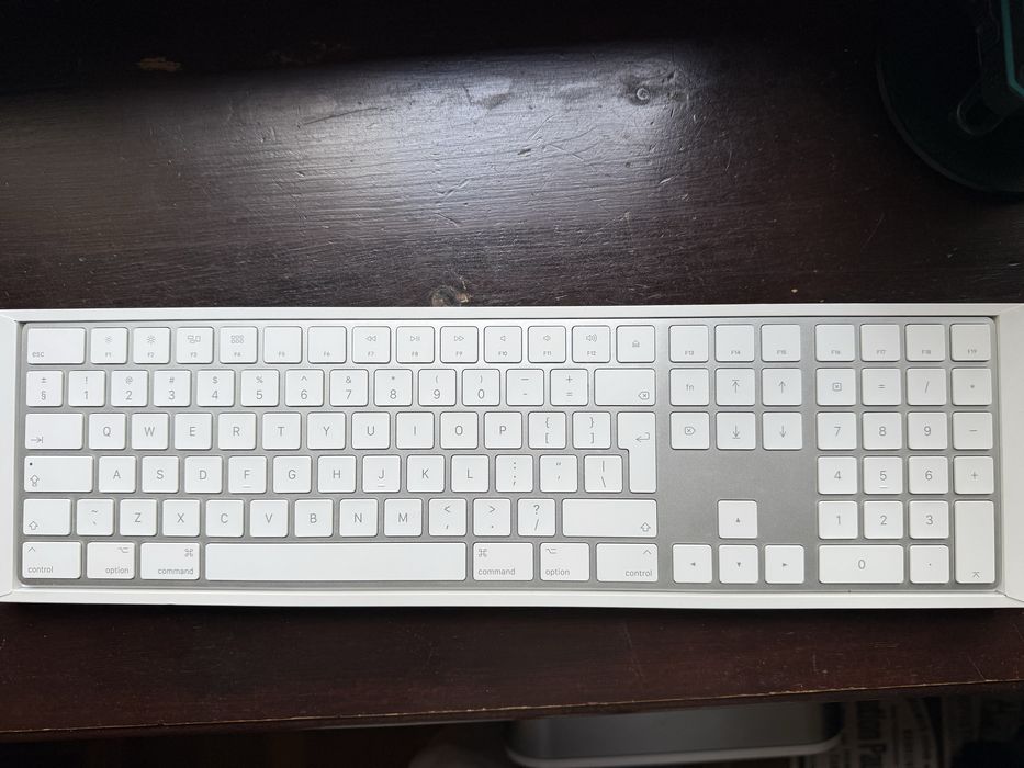 Apple Magic Keyboard A1843 z blokiem numerycznym ISO