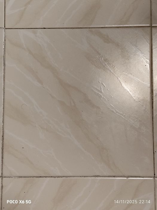 Vendo lote de mosaicos e azulejos