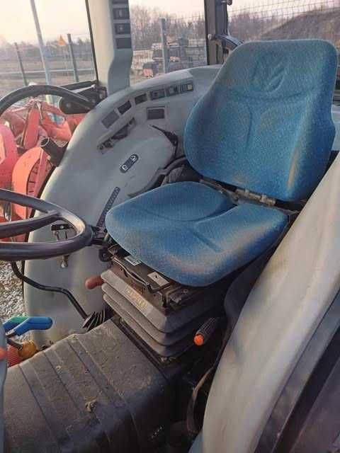 New Holland T4050N