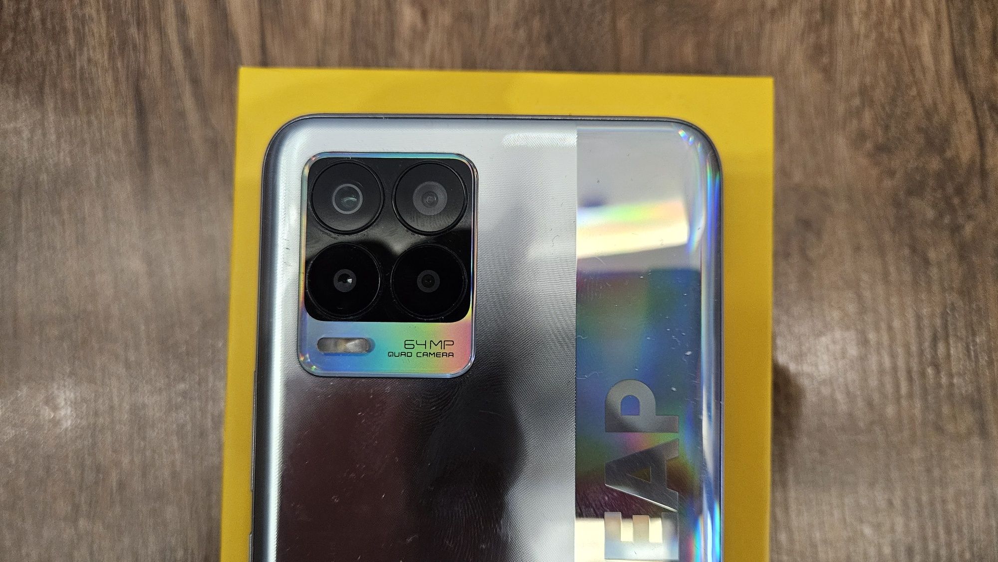 Realme 8  8gm ramu/ 128gb pamiec