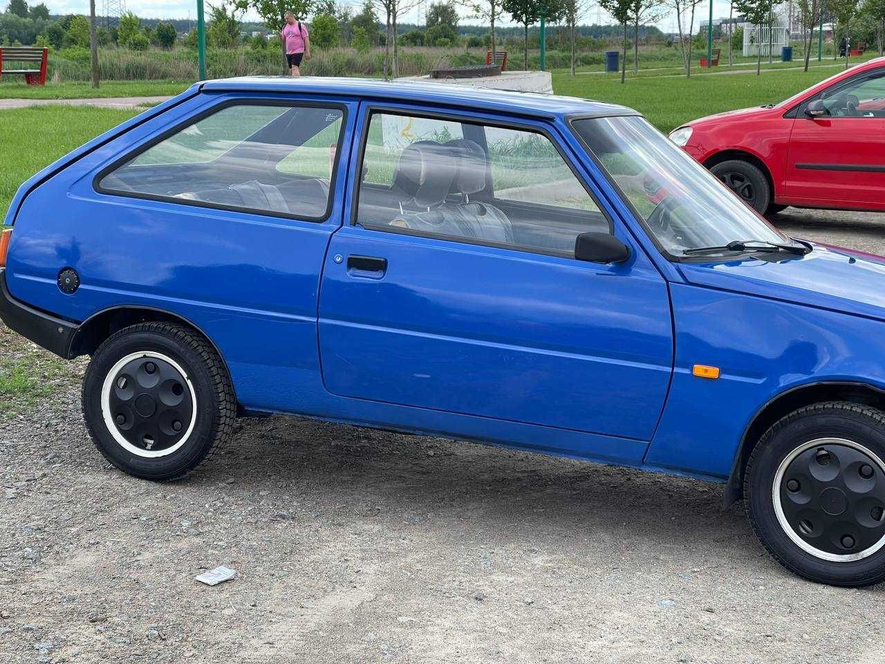 ЗАЗ  1102 Таврия 1,1 1998