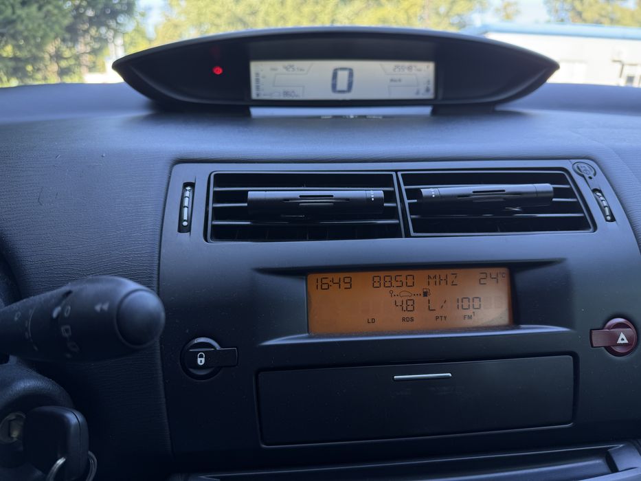 Продам авто CITROEN C4