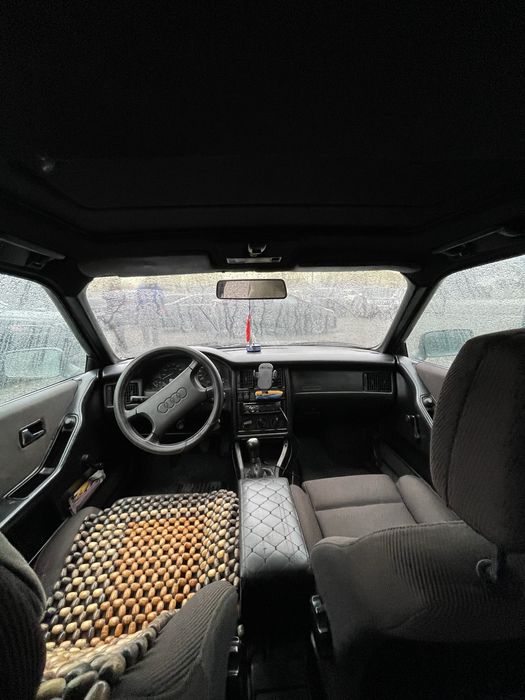 Audi 80 відреставрована