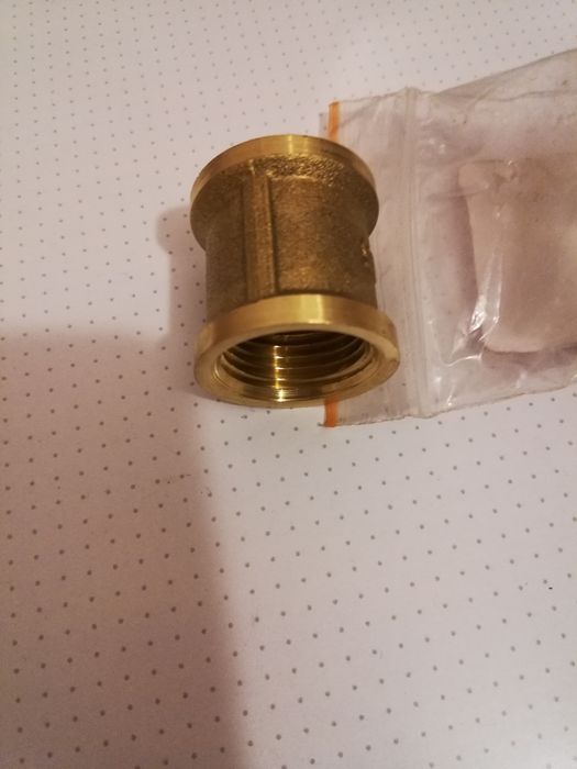 Муфты 1/2. Латунь. 2шт.Новые в упаковке.