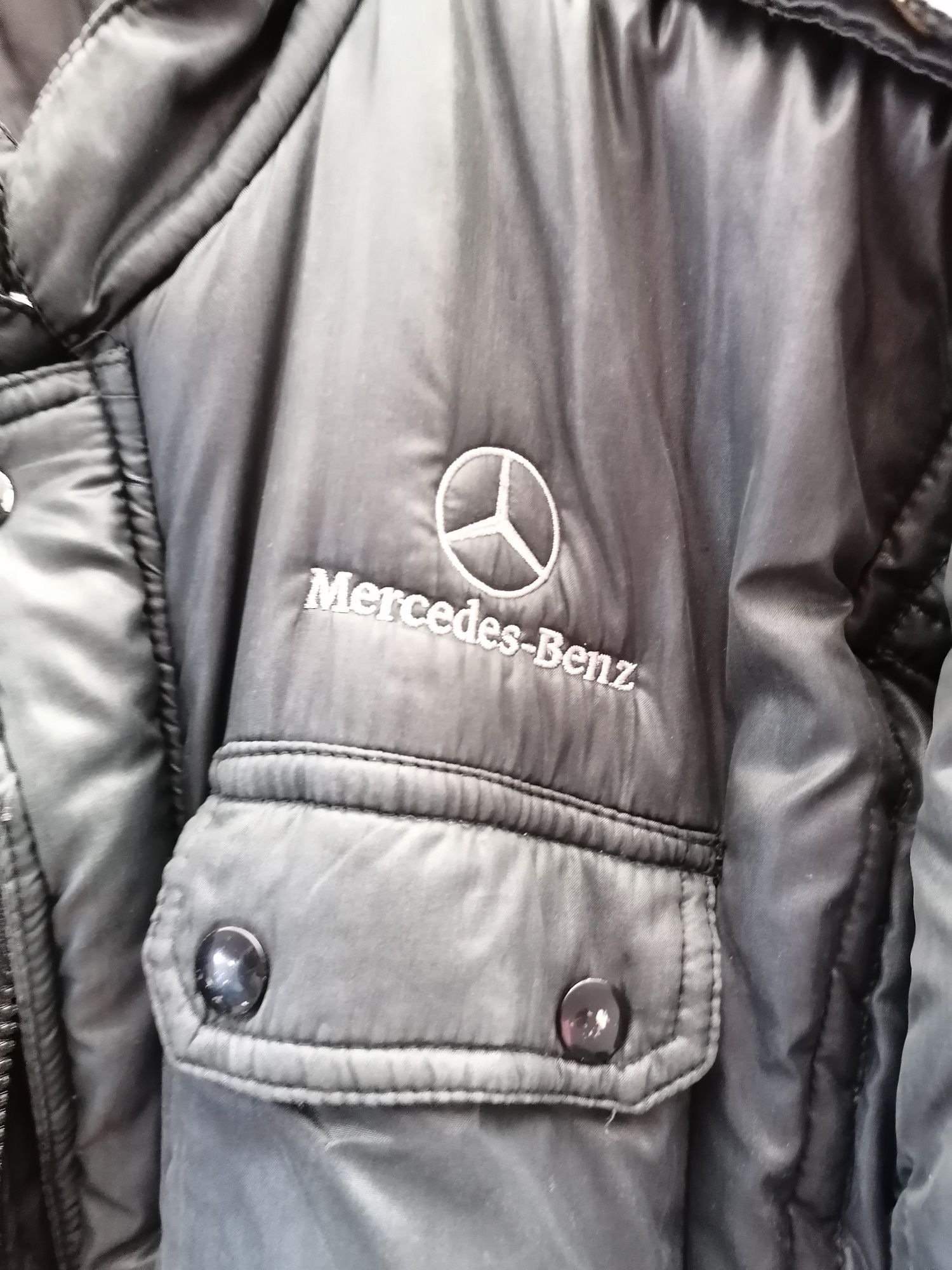 Casaco Mercedes Benz