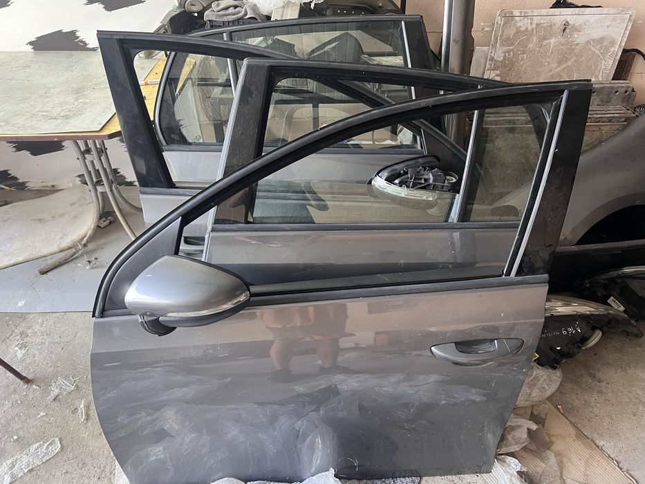 Двері на Golf 6 хетчбек