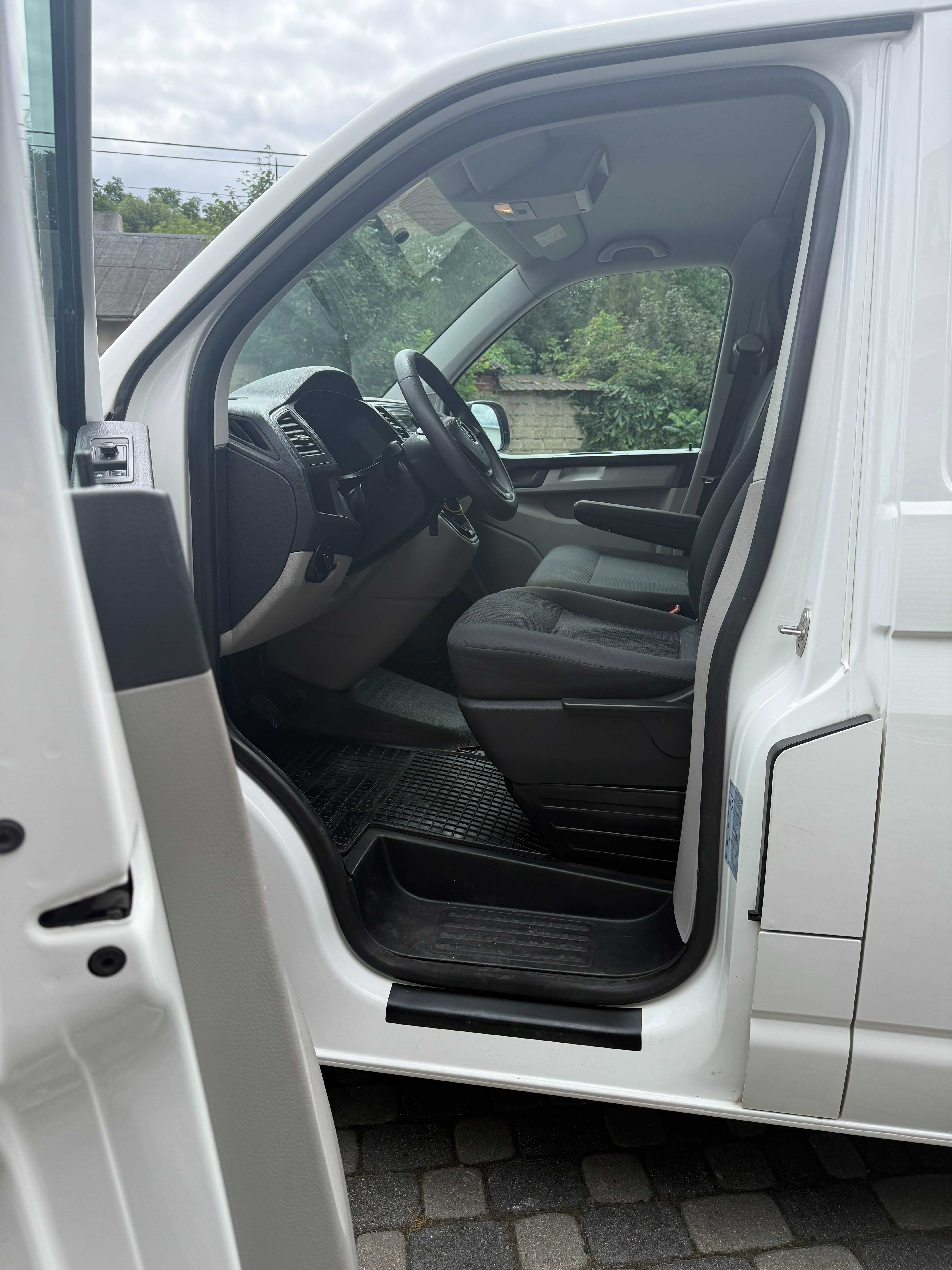 VW Transporter T6, salon Polska, 2016r 2.0TDI bezwypadkowy