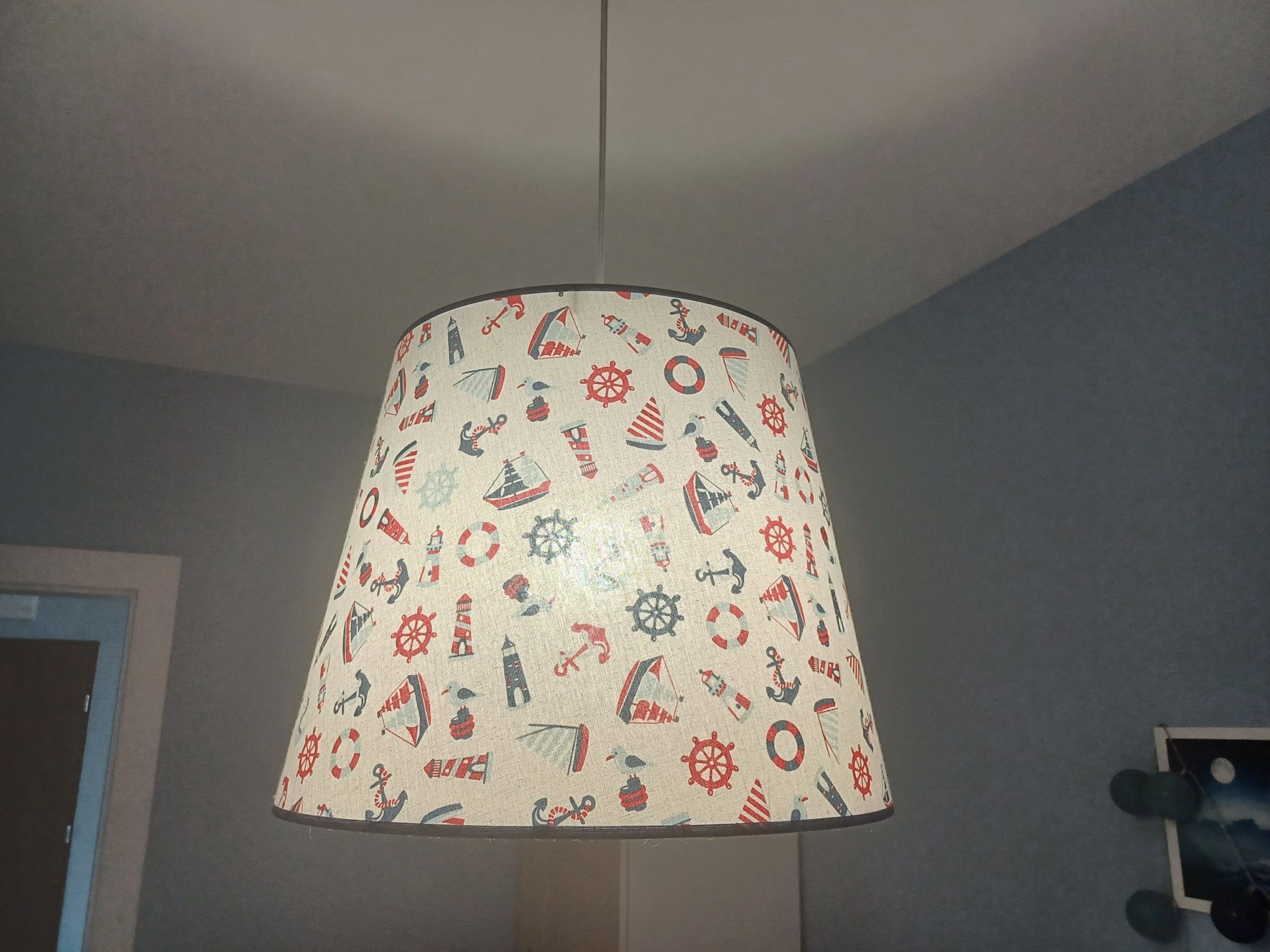 Zestaw klosz + lampka nocna + kocyk wzór marynistyczny