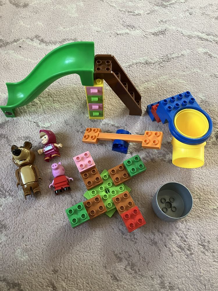 Klocki plac zabaw, zjeżdżalnua, huśtawka, jak duplo