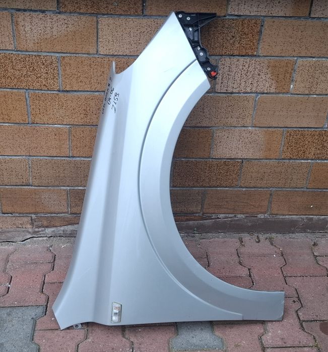 Błotnik Opel Astra H III   Z157