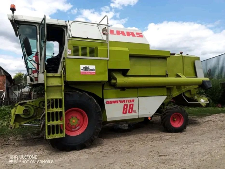 Комбайн Клас Домінатор 88