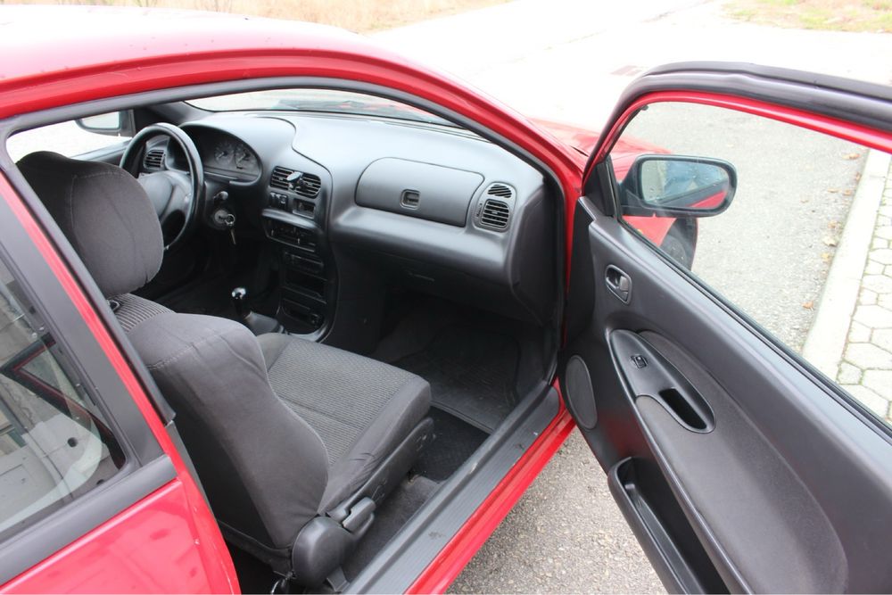 Mazda 323C 1.3 (75cv)