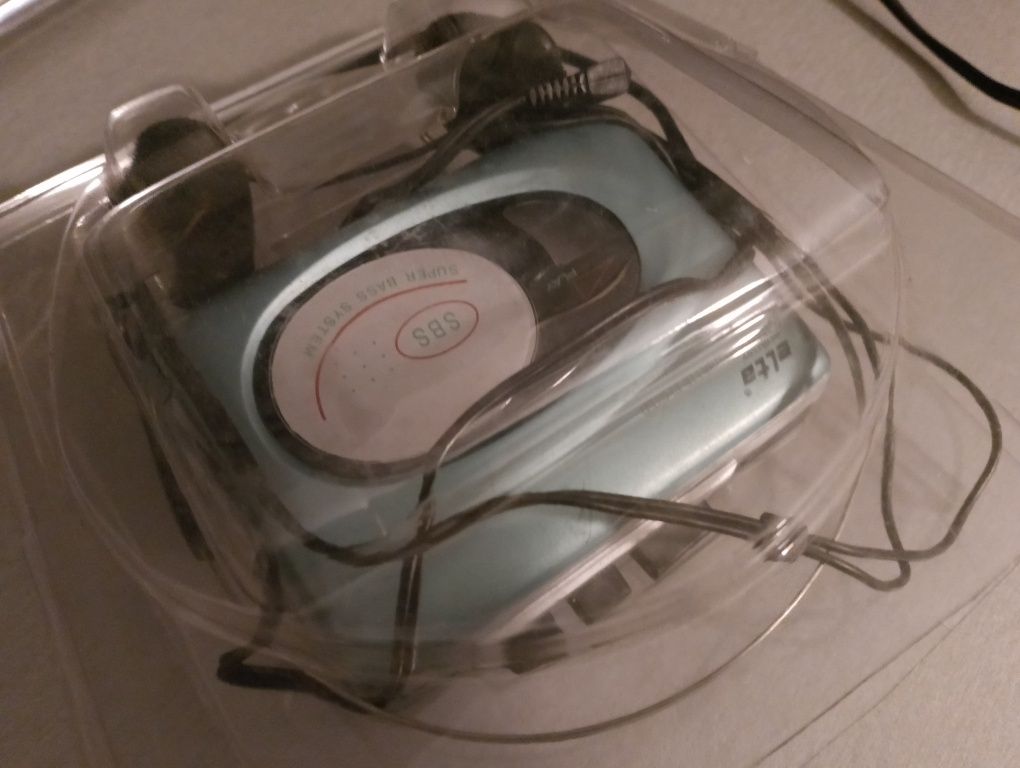 Walkman Elta nr38 54Bm oryginalny stan malo urzywany  2,× um-/AA