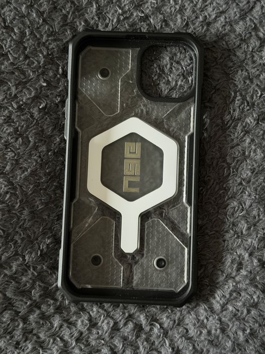 Etui Urban Armor Gear do iPhone 15 Plus