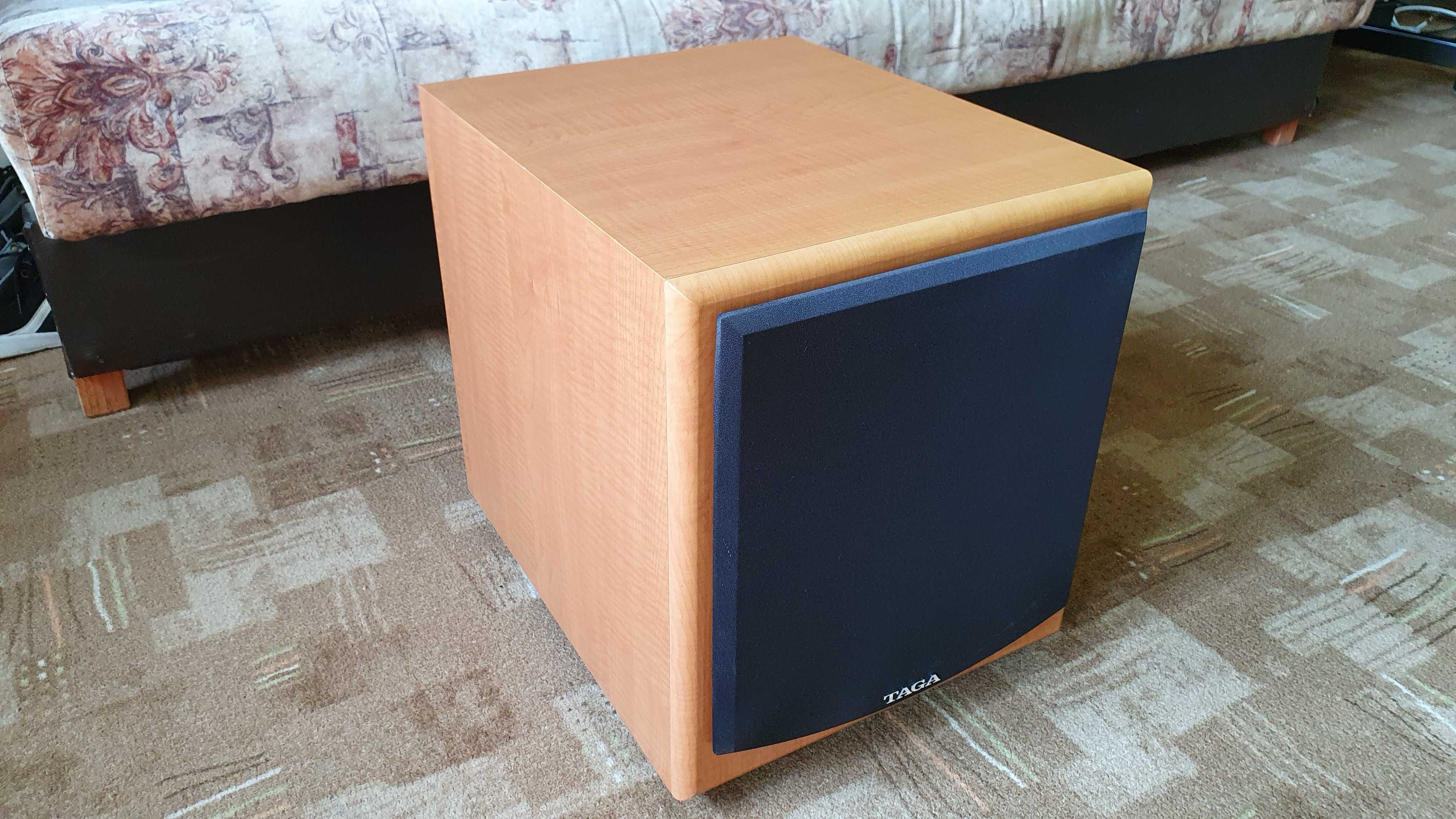 Subwoofer TAGA TSW-100