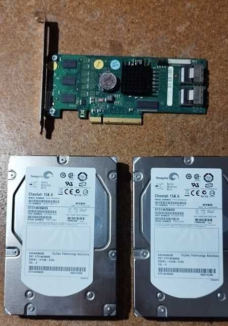 2x Disco Seagate SAS 146 GB + Placa Controladora