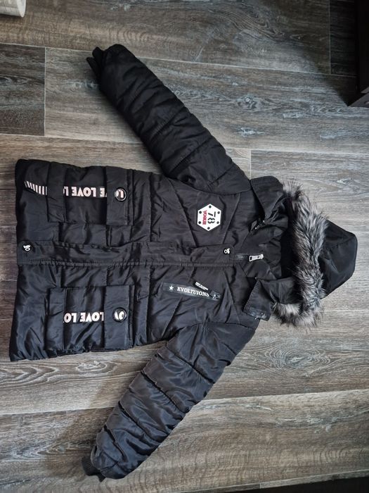 Куртка зимова для хлопчика на 7-9 років