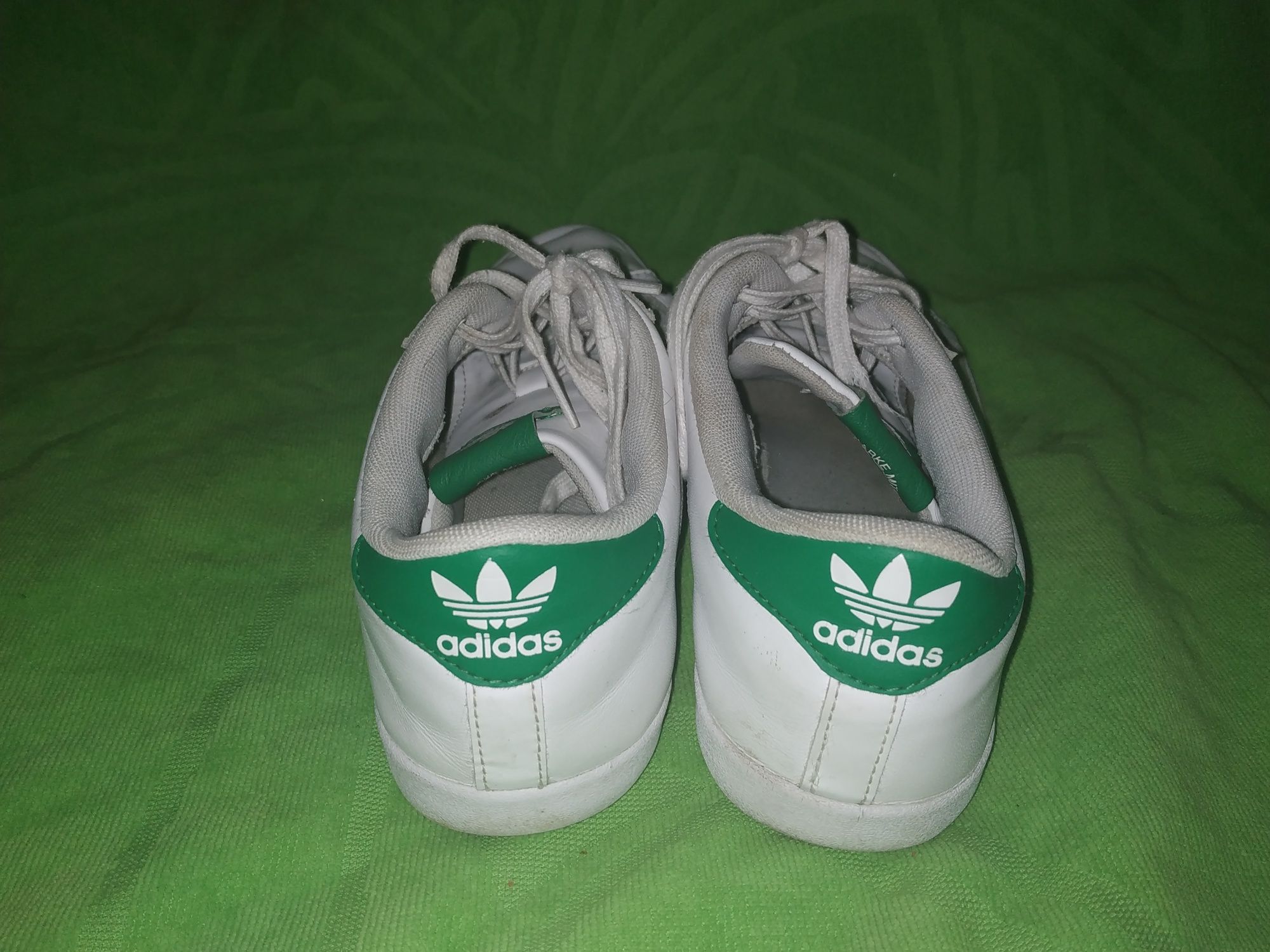 Кроссовки adidas