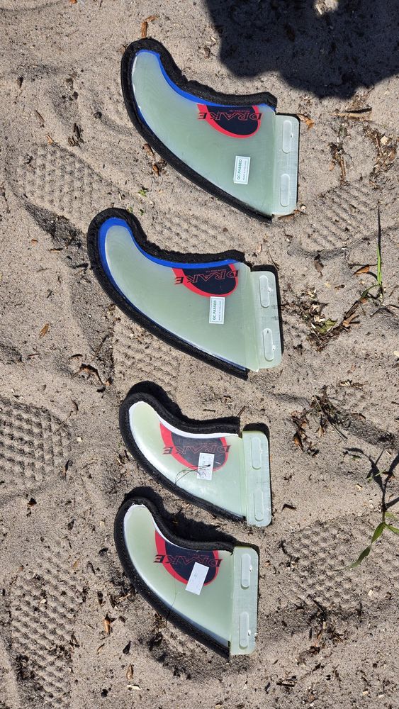 Starboard Quad CARBON 94l z pokrowcem i statecznikami