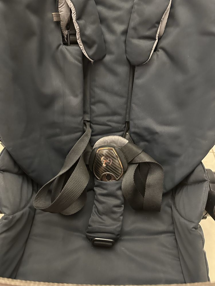 Каркас Cybex Priam , та тканина .