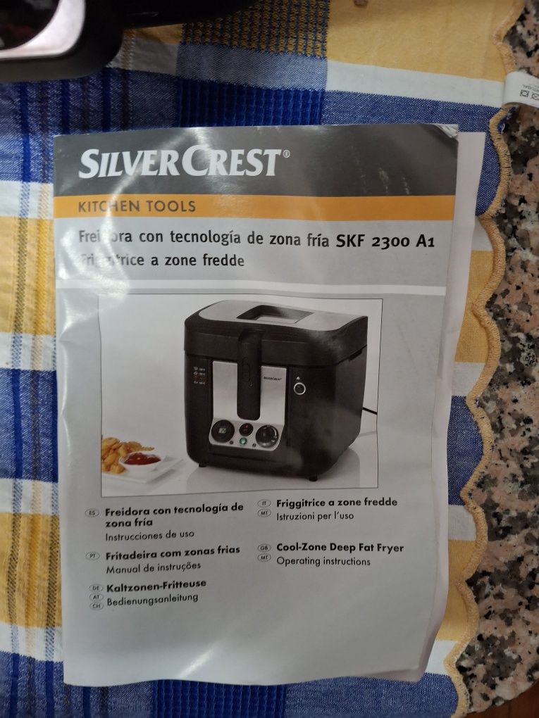 NOVA Fritadeira elétrica SilverCrest