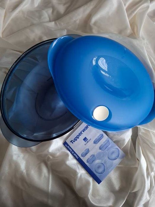 Tupperware – do przechowywania i odgrzewania posiłków, 2 l