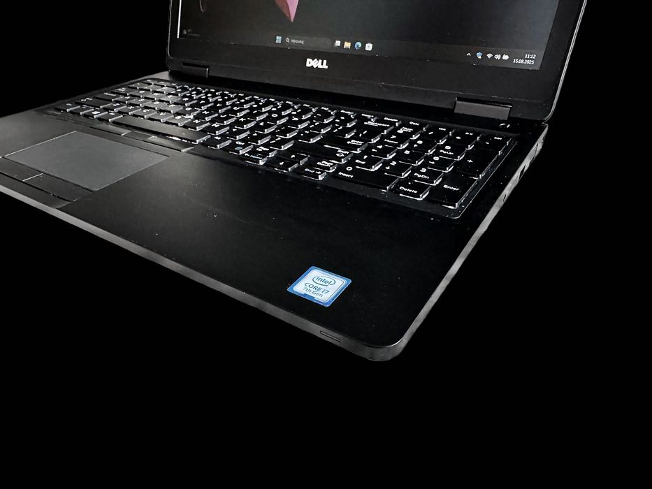 Laptop Dell Core i5 7gen DDR4-8GB Win11 SSD USB-C Notebook