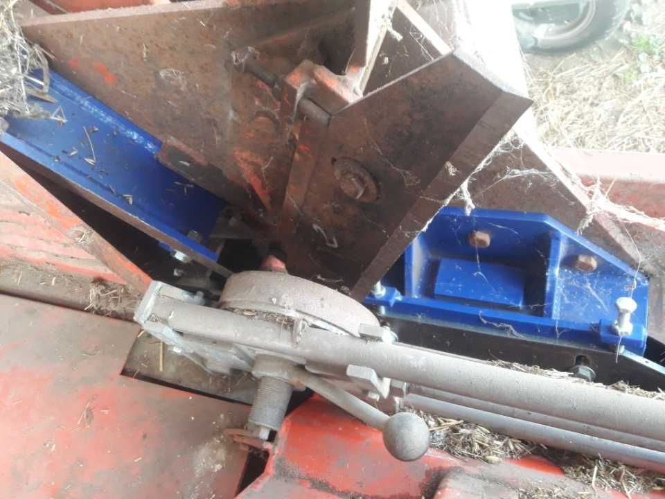Sprzedam sprawny zestaw sieczkarnia tomahawk 7,5kW rozwijarka balotów