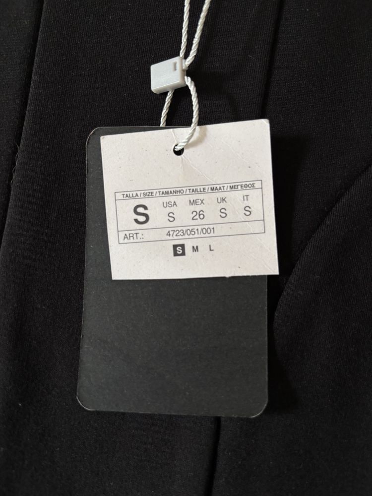 Nowa czarna ołówkowa spódnica Stradivarius (z metką)