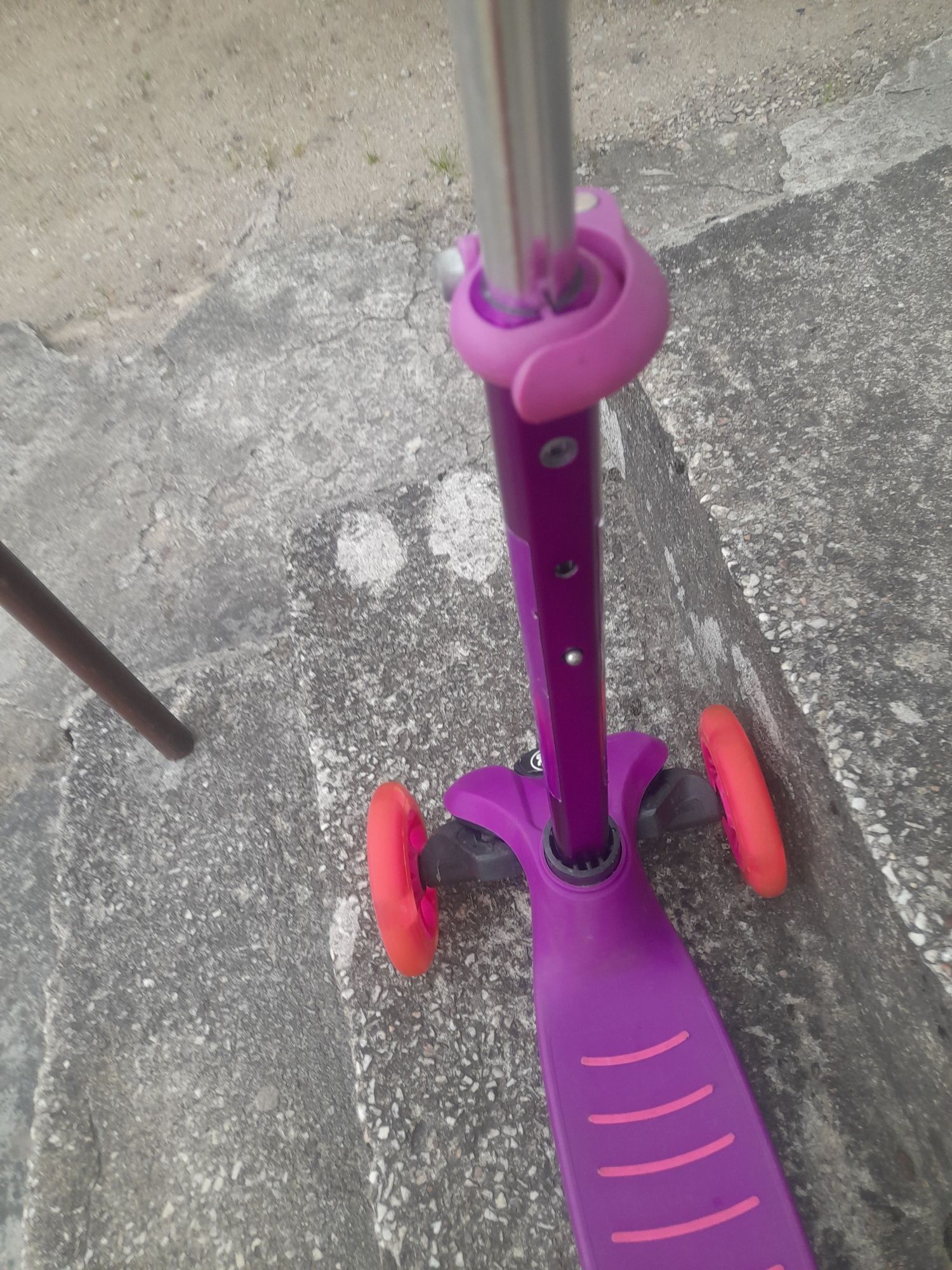 Hulajnoga trójkołowa Playtive