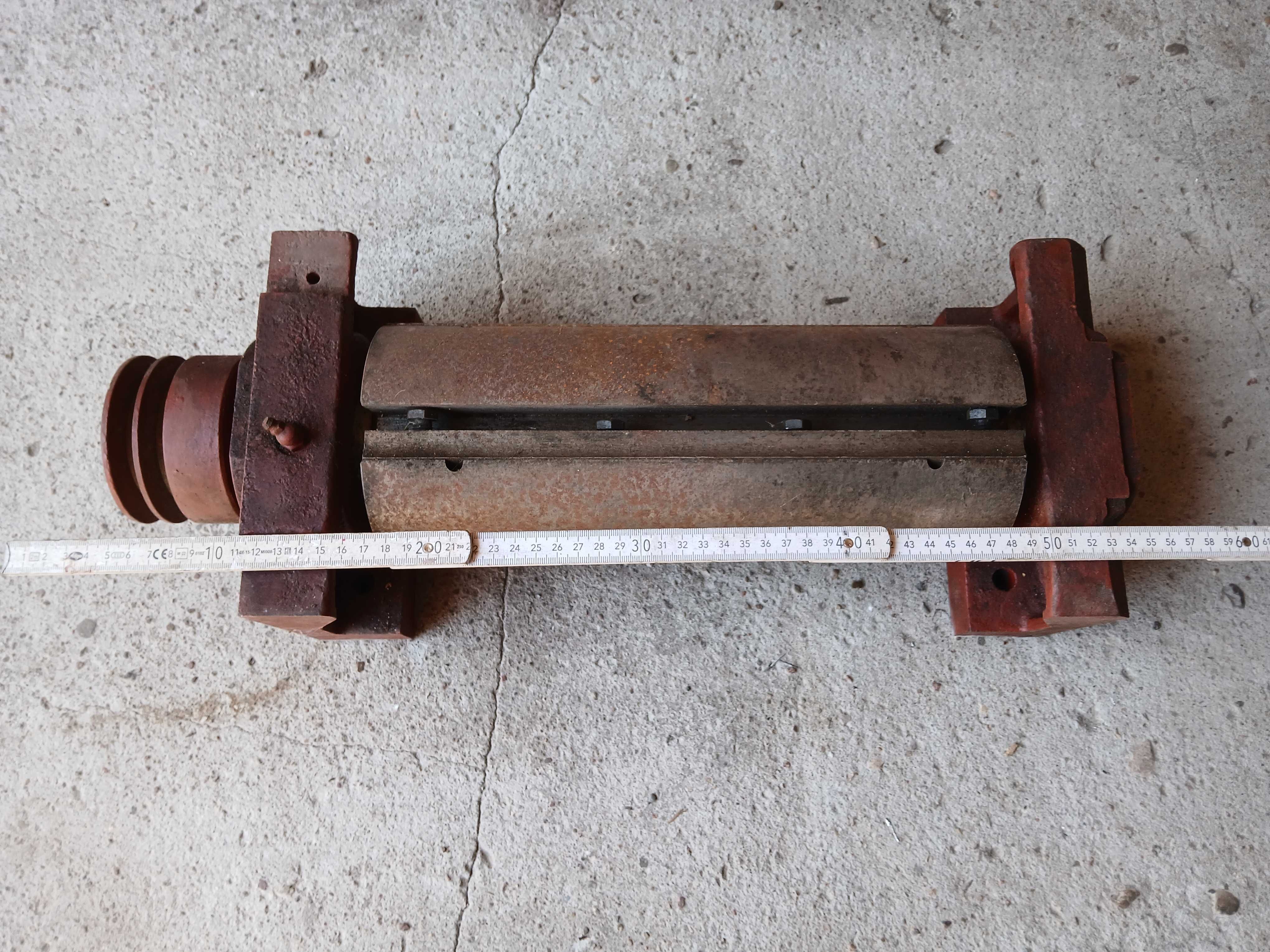 Wał do heblarki, średnica 125mm, długość 320mm