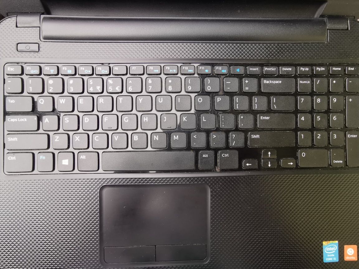 ZADBANY Dell Inspiron 3537/i5/256SSD/8GB/grafika/DVD/legalny Windows