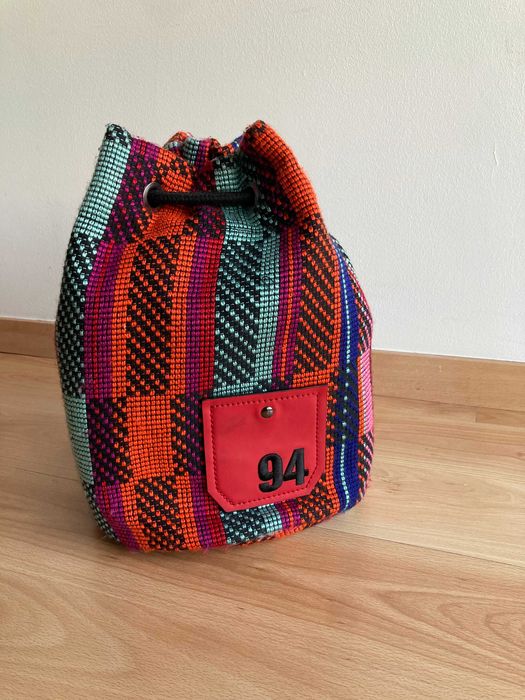 Mochila / Mala / Saco de corda Colorido Parfois