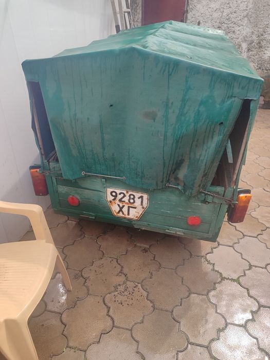 Причеп до легкових автомобілів