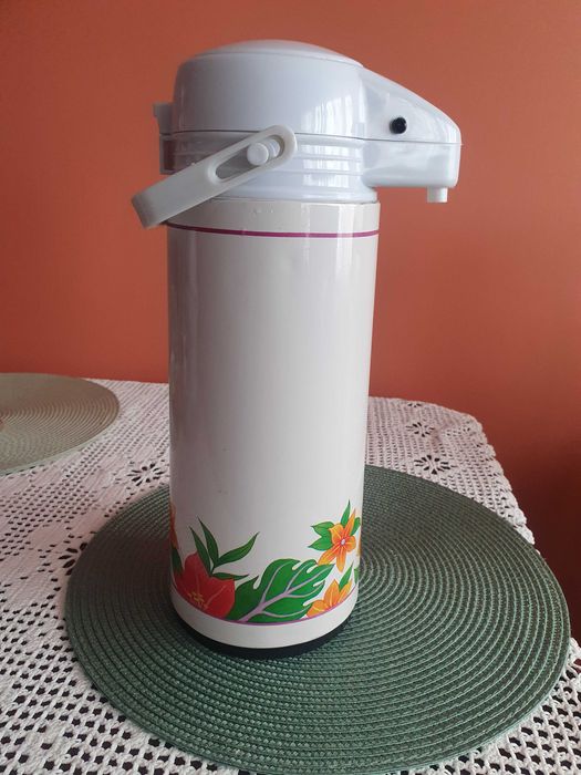 Termos szklany z pomką