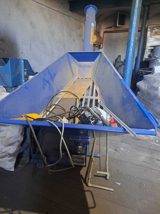 Peleciarka , rozdrabniacz, przenośniki taśmowe