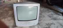 Vendo TV Philips c/leitor DVD