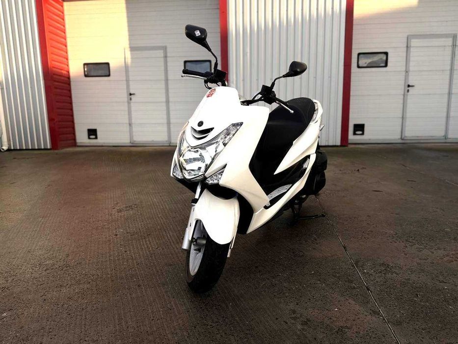 Скутер Yamaha Majesty 155 SG28J з Японії без пробігу по Україні Ідеал