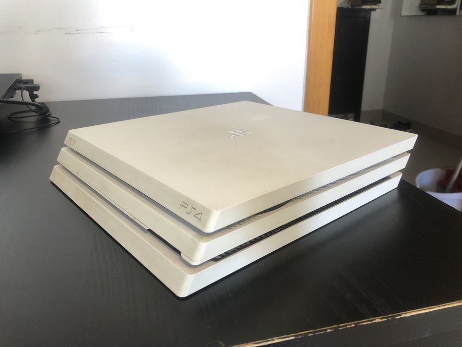 Ps4 Pro Branca 1T