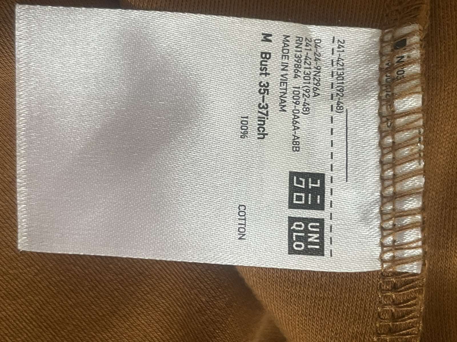 Uniqlo футболка S-M