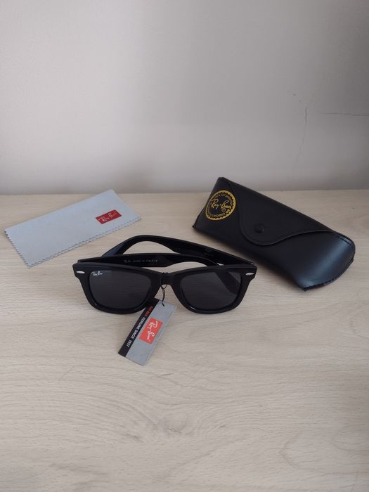 Nowe okulary przeciwsłoneczne Ray Ban, model 2140