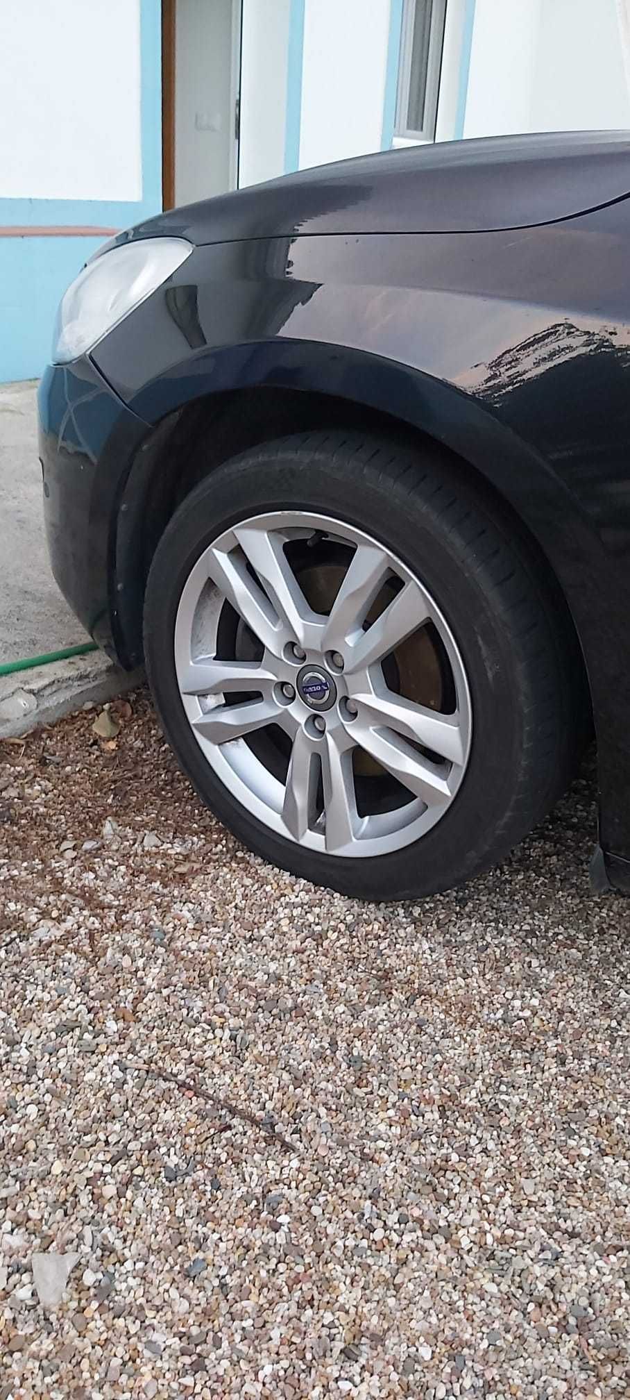 VOLVO V60 D2     2012