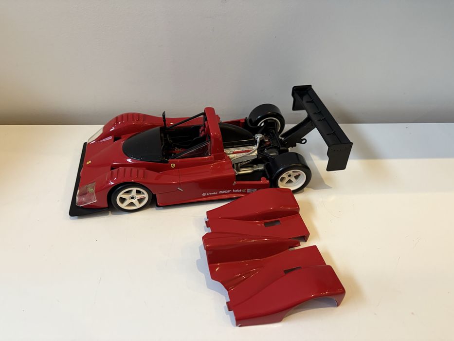 Model Ferrari F333 SP 1:18 HotWheels (maisto bburago welly)