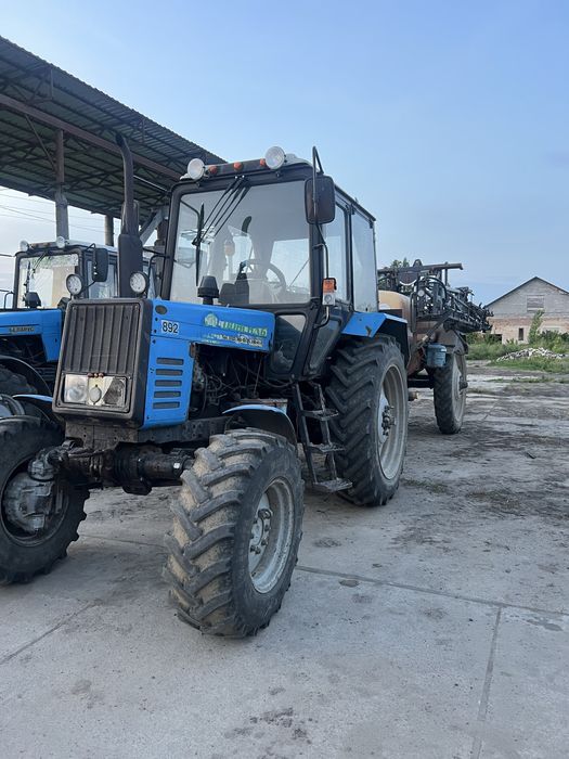 Трактори МТЗ - 892 та 1221-2