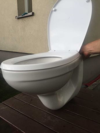 Toaleta WC miska WC stelaż podtynkowy WC