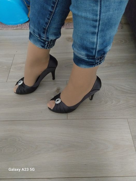 Buty czarne szpilki