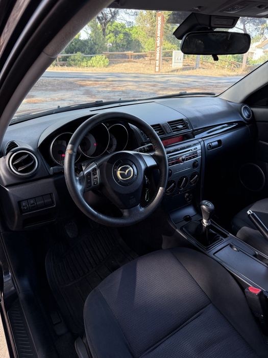 Mazda  3  1.4i selo barato
