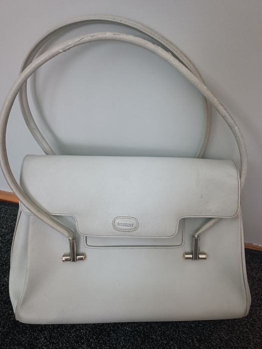 Torebka skórzana biała